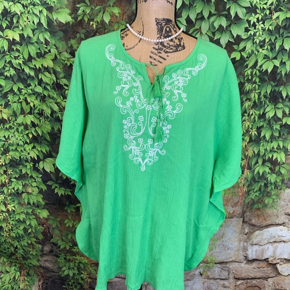 D & Co Tops - D & CO Caftan-Style Gauzy Top, M